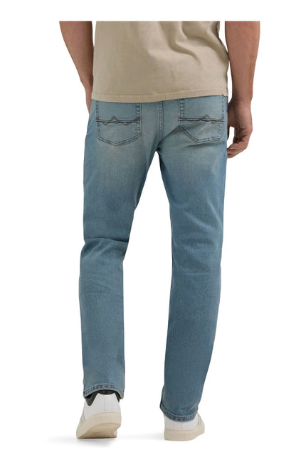 Wrangler Men’s Slim Straight Fit Jeans with Stretch