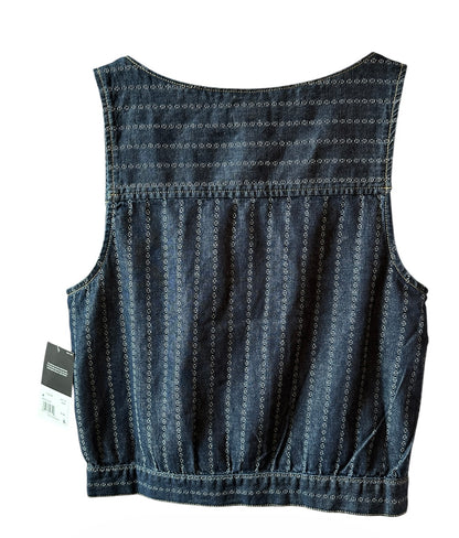 Lee® Women's Heritage V-Neck Sleeveless Button Down Top