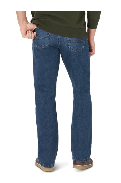 Wrangler Men’s Slim Straight Fit Jeans with Stretch