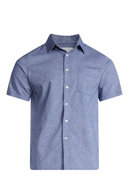 Free Assembly Men's Button Front Seersucker Shirt with Short Sleeves