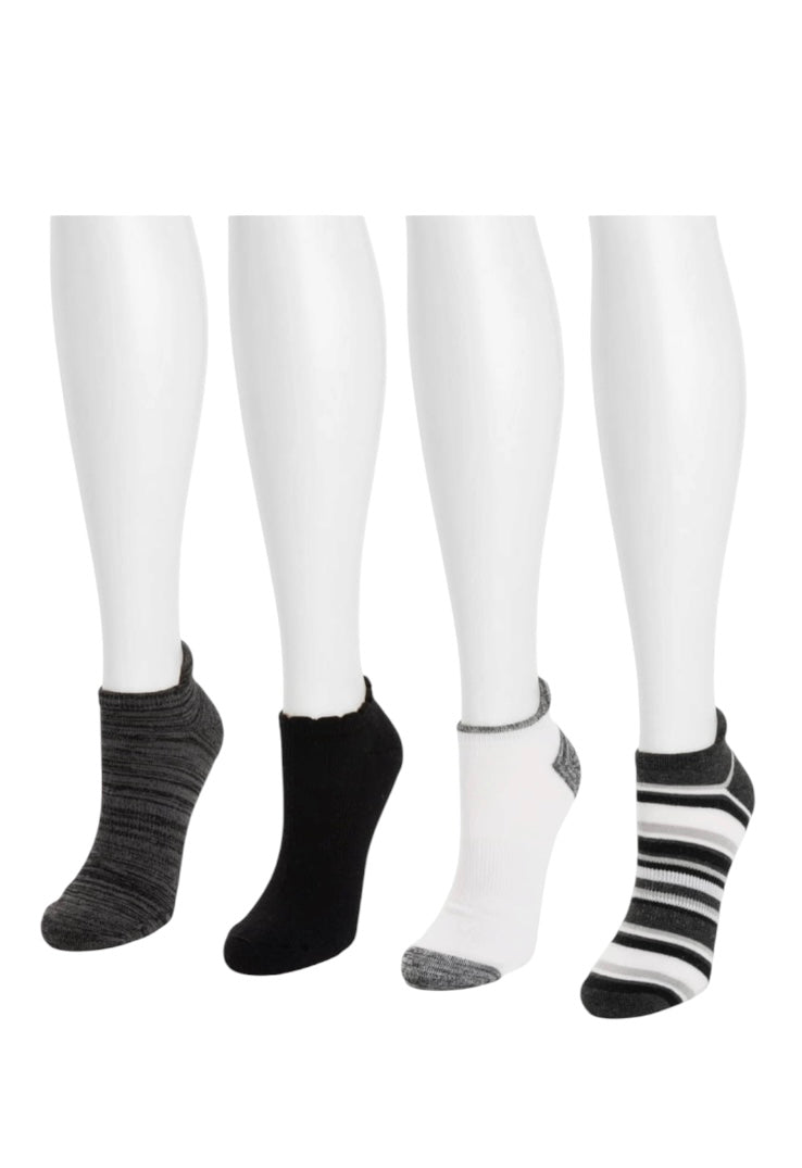 MUK LUKS Women's 4-Pack Dream Step Low-Cut Ankle Socks