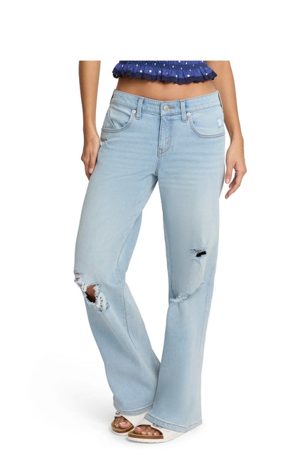 Mills by Millie Bobby Brown Women's Light Wash Boyfriend Jean