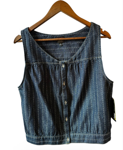 Lee® Women's Heritage V-Neck Sleeveless Button Down Top