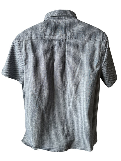 Free Assembly Men's Button Front Seersucker Shirt with Short Sleeves