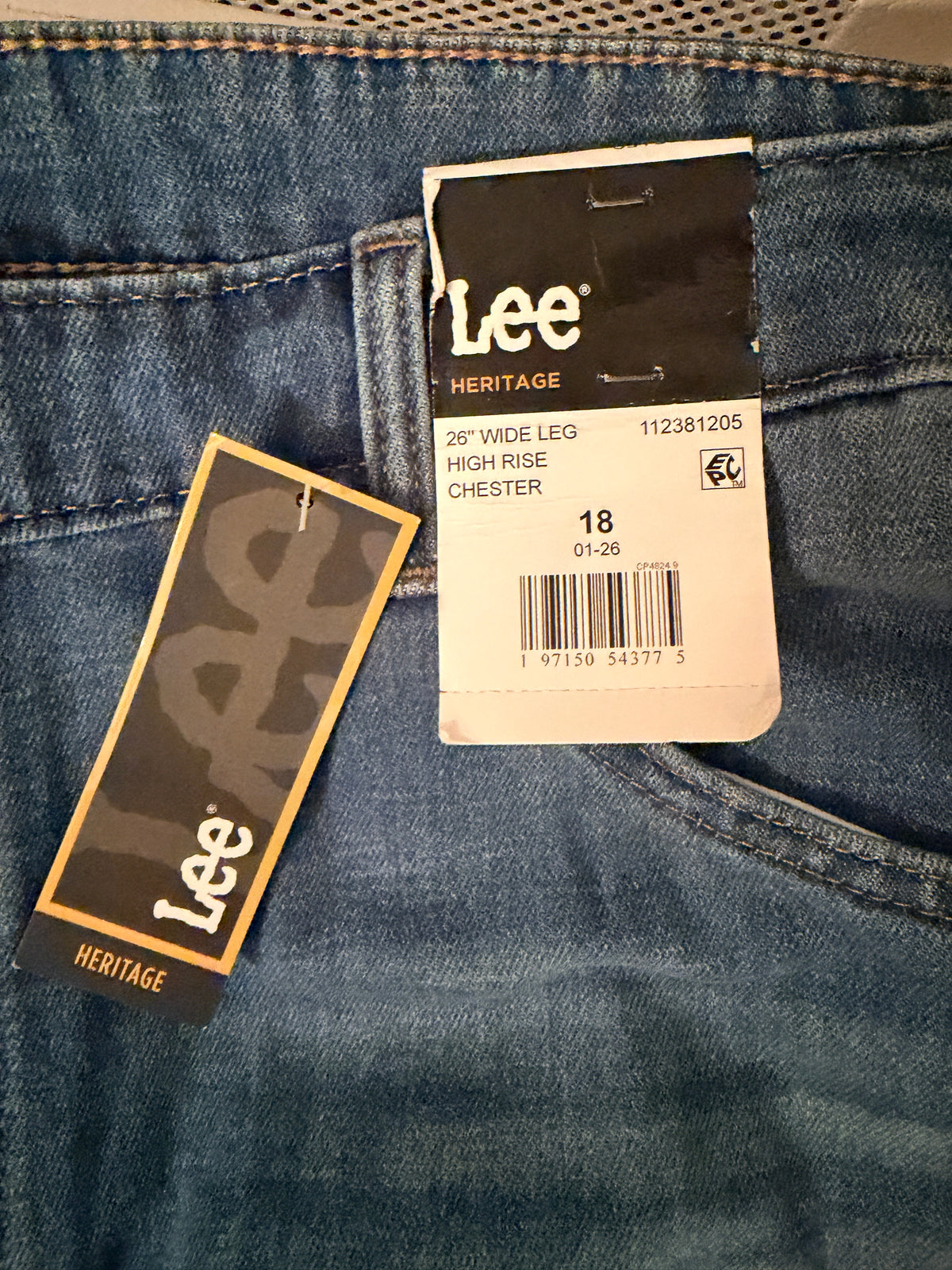 The Lee® Women's Heritage Wide Leg Crop Jeans