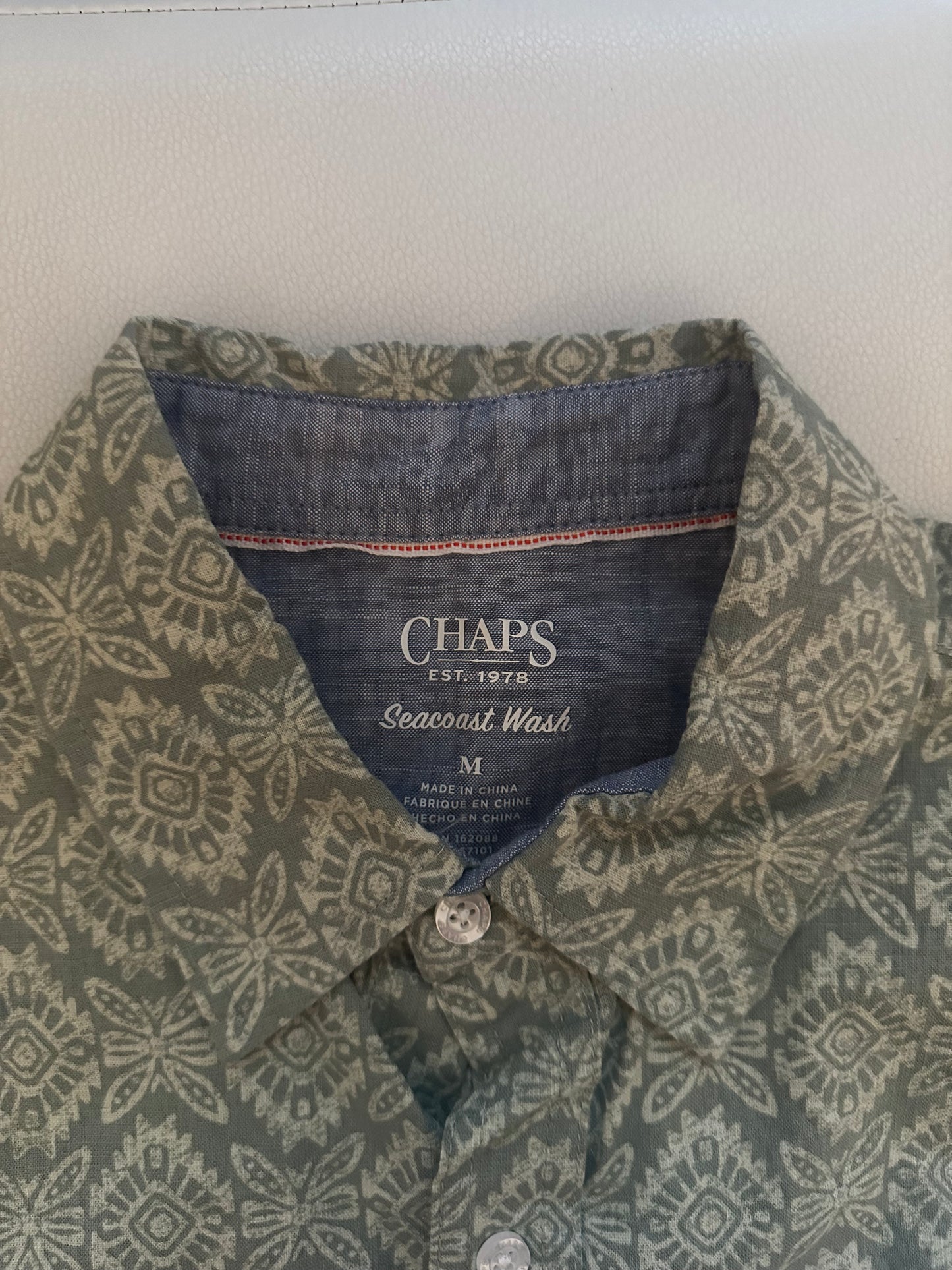 Chaps Men’s Short Sleeve Chambray Woven Shirt, M