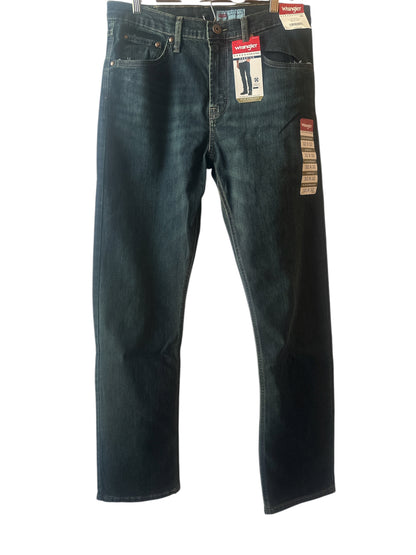 Wrangler Men’s Slim Straight Fit Jeans with Stretch