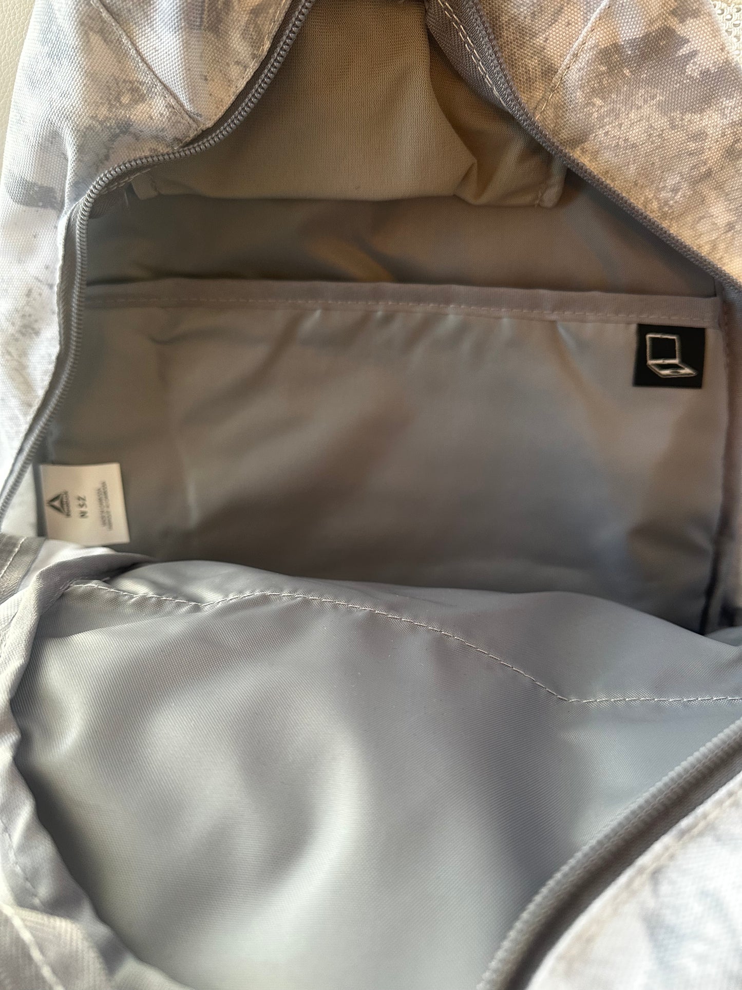 Reebok Ocean Backpack Sports Bag White Marble