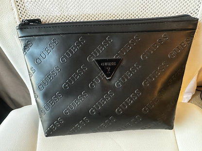 💄 GUESS Dannie Makeup Travel Case
