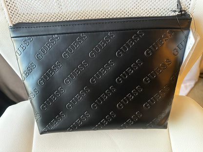 💄 GUESS Dannie Makeup Travel Case