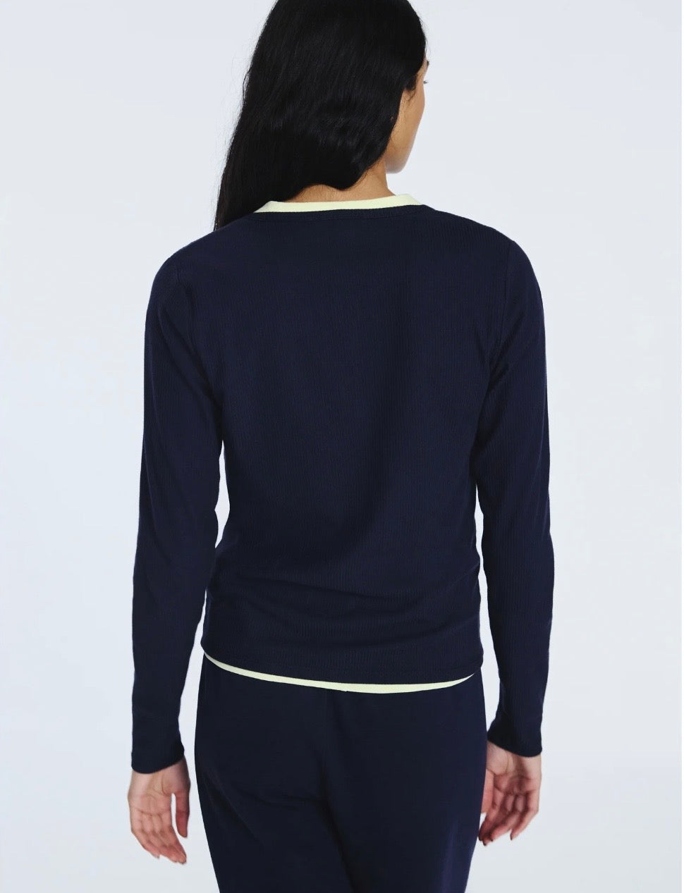 Free Assembly Women's Fitted Cardigan Sweater with Long Sleeves